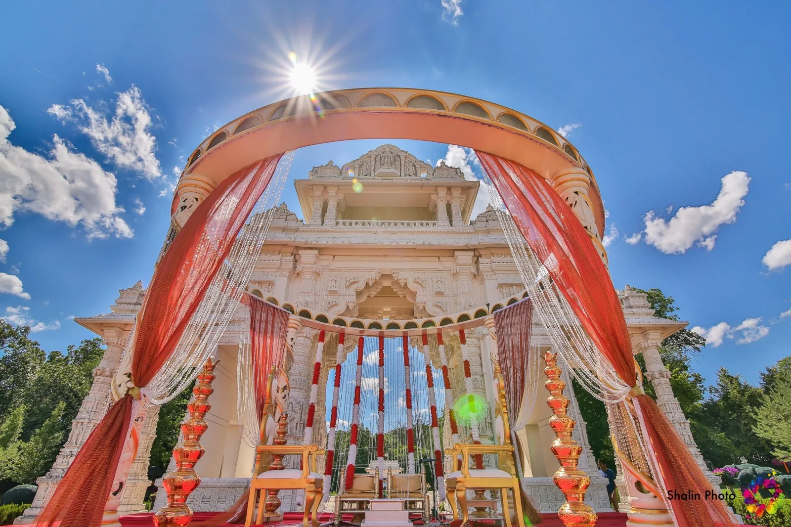 Fiber crystal mandap for Hindu wedding ceremony, Illinois